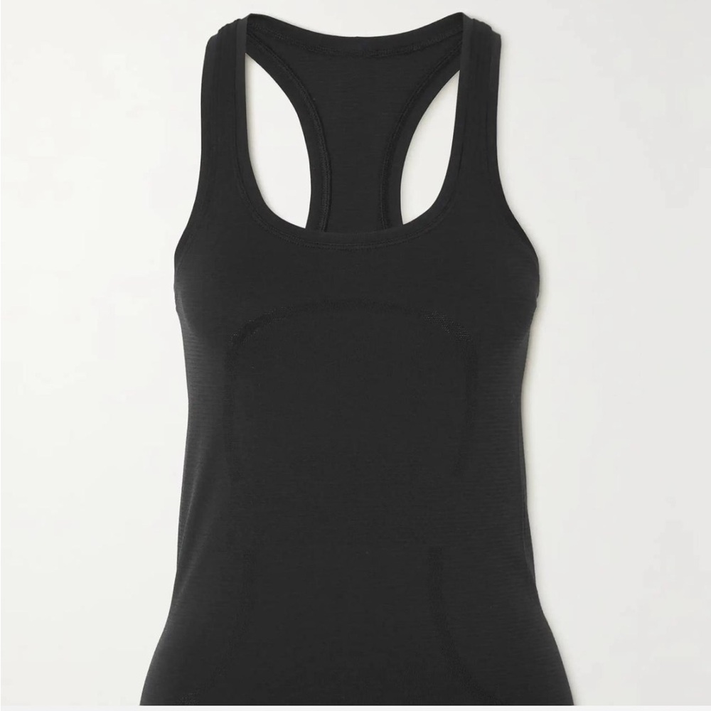 Lululemon black swiftly tank